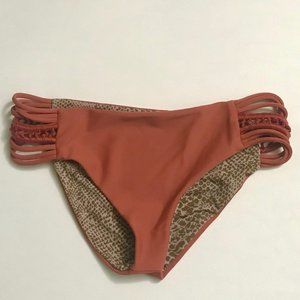Acacia Bottoms Size S